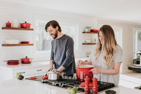 Guide ultime de la plancha électrique encastrable pour une cuisine moderne et conviviale